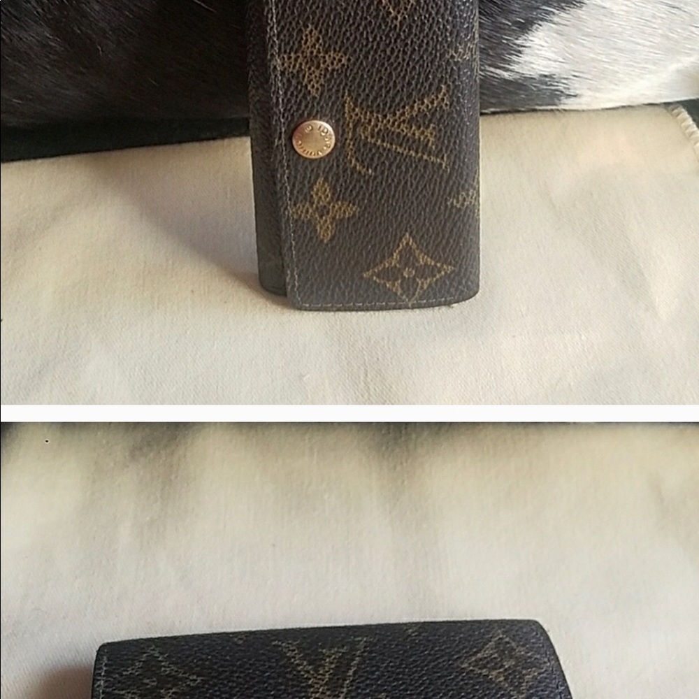 Louis Vuitton Key Holder